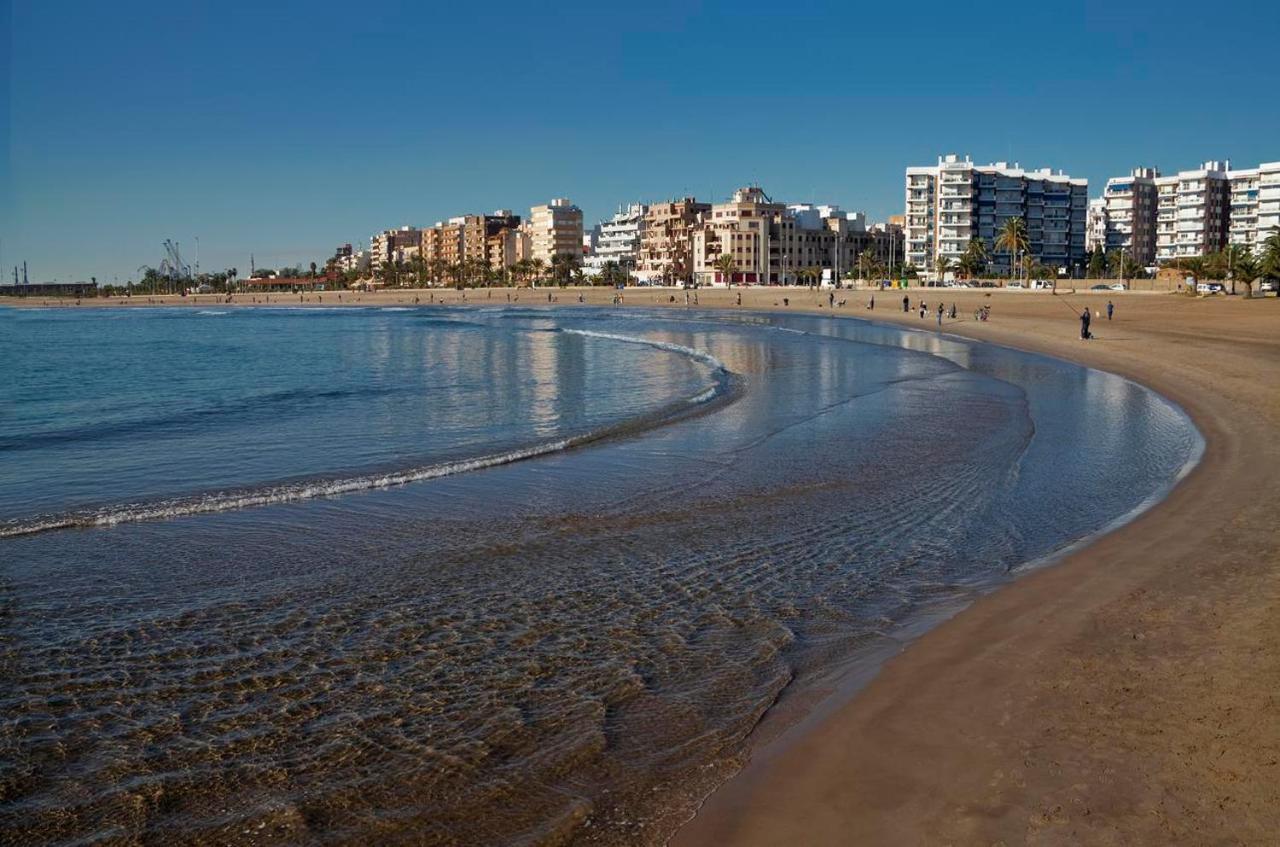 Uim Mediterraneo Isabel 23 Wifi Puerto de Sagunto Luaran gambar